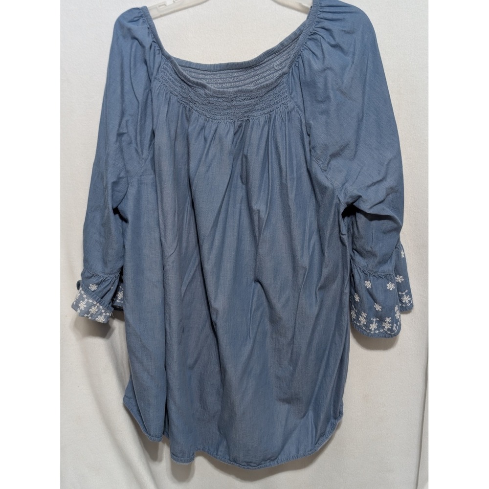 Terra & Sky Women Plus 3X Blue Chambray Smocked Embroidered Bell Sleeve Blouse